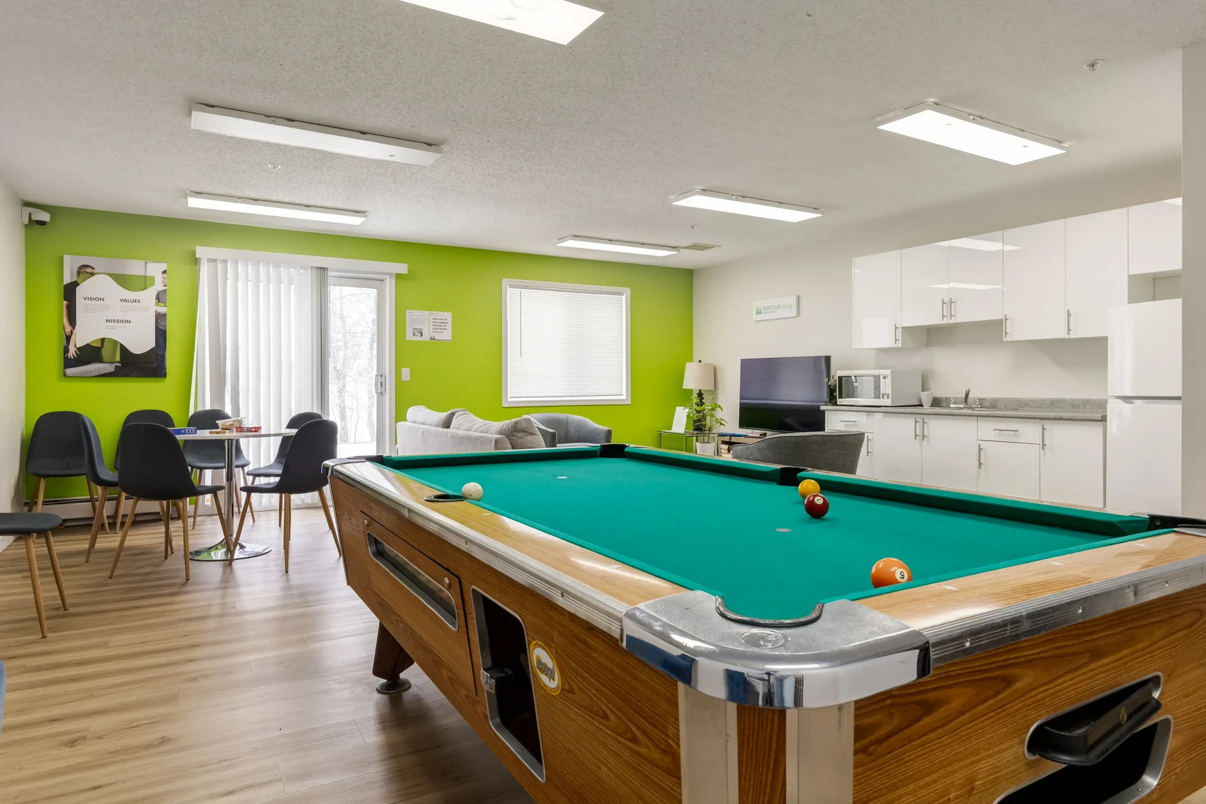 Amberwynd Apartments - Photo 3