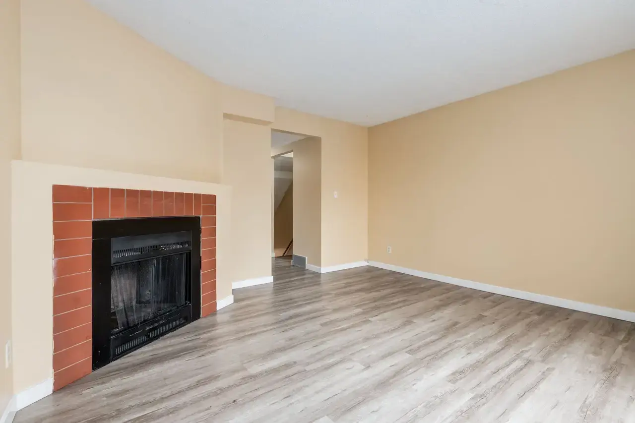 Sunridge Village - Photo 29