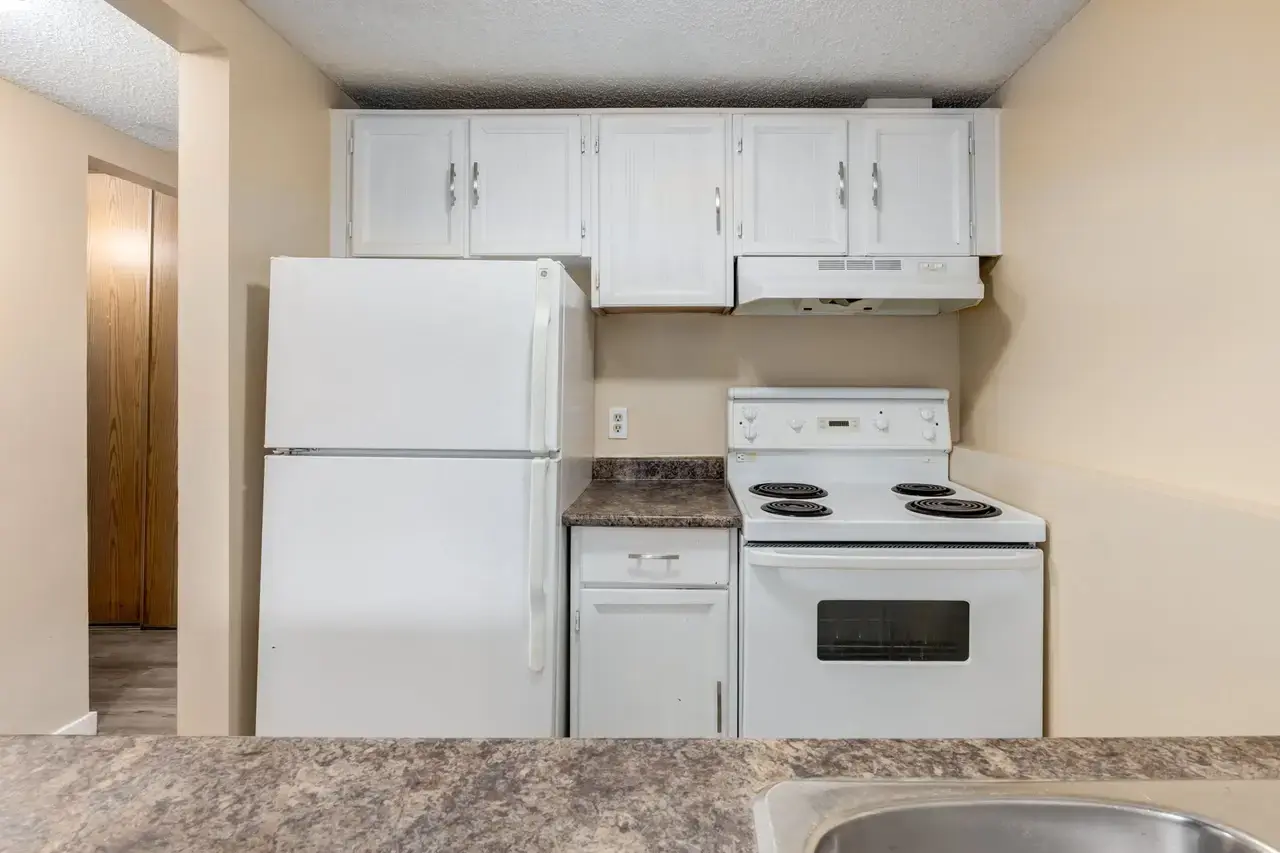 Sunridge Village - Photo 31