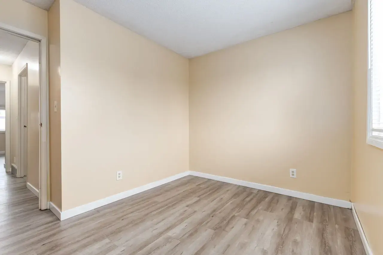 Sunridge Village - Photo 41