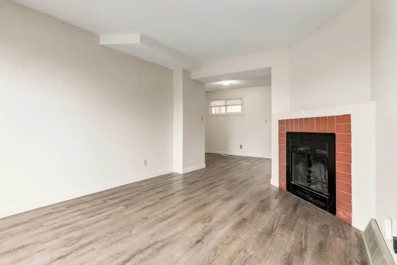 Sunridge Village - Photo 6