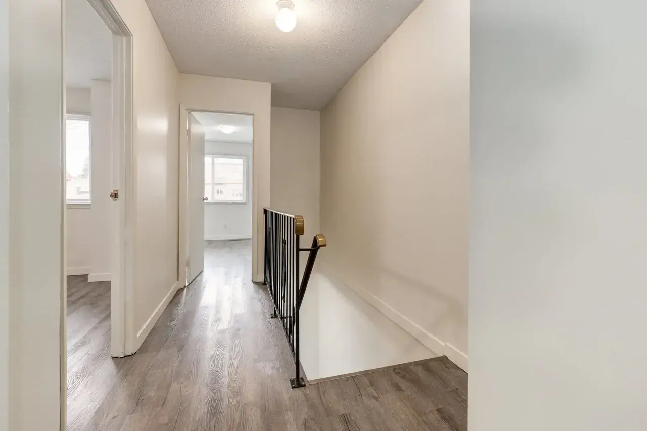 Sunridge Village - Photo 11