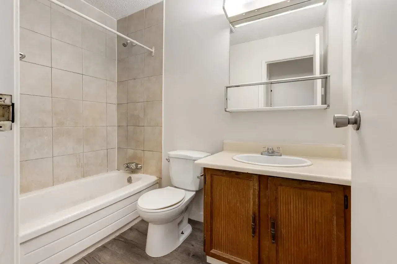 Sunridge Village - Photo 24