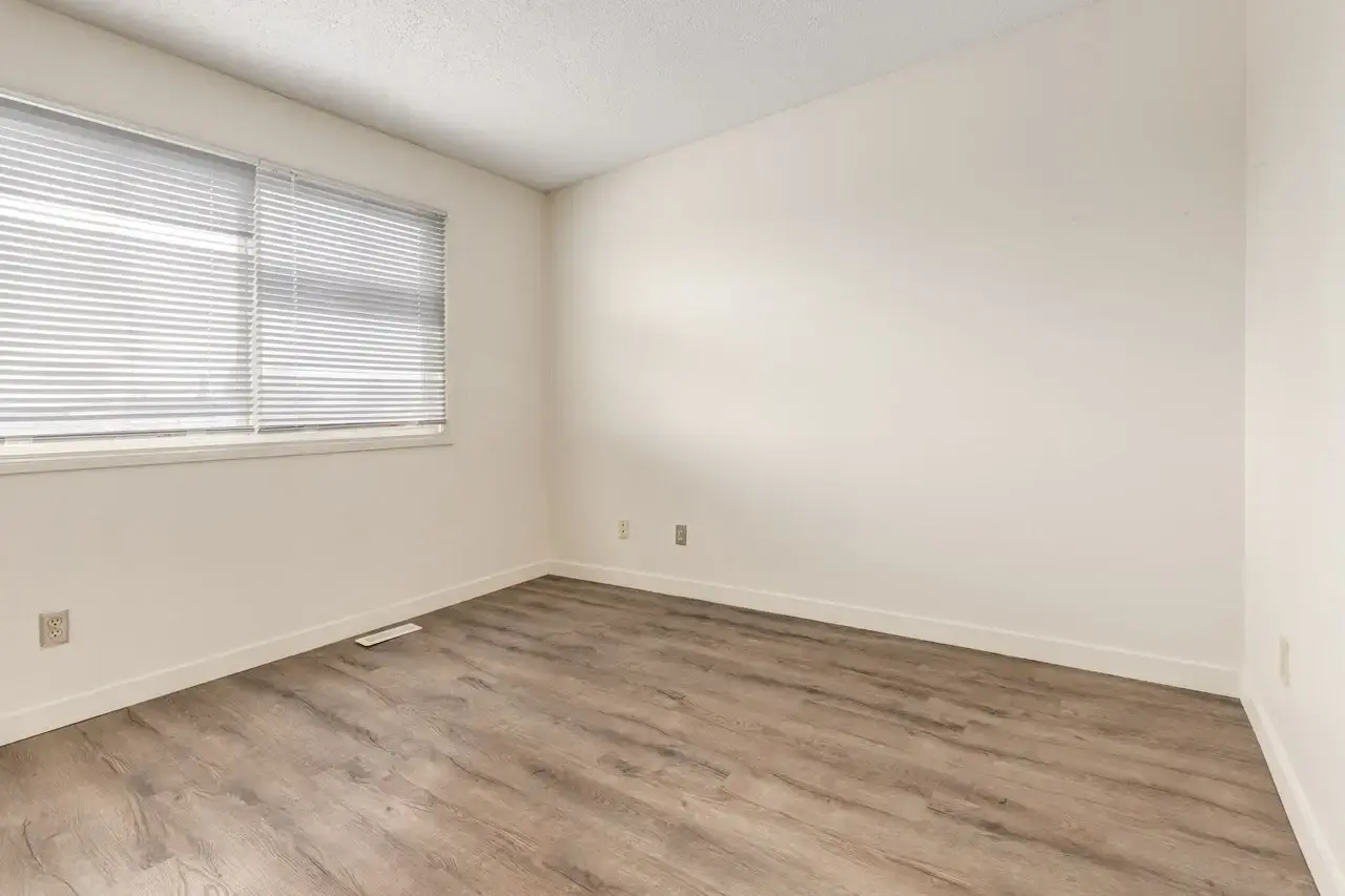 Sunridge Village - Photo 17