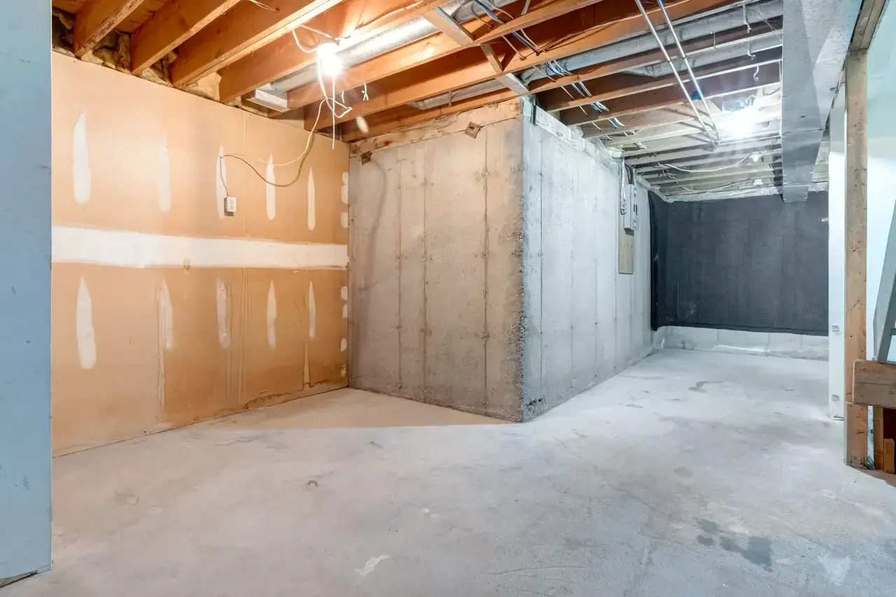 Sunridge Village - Photo 22
