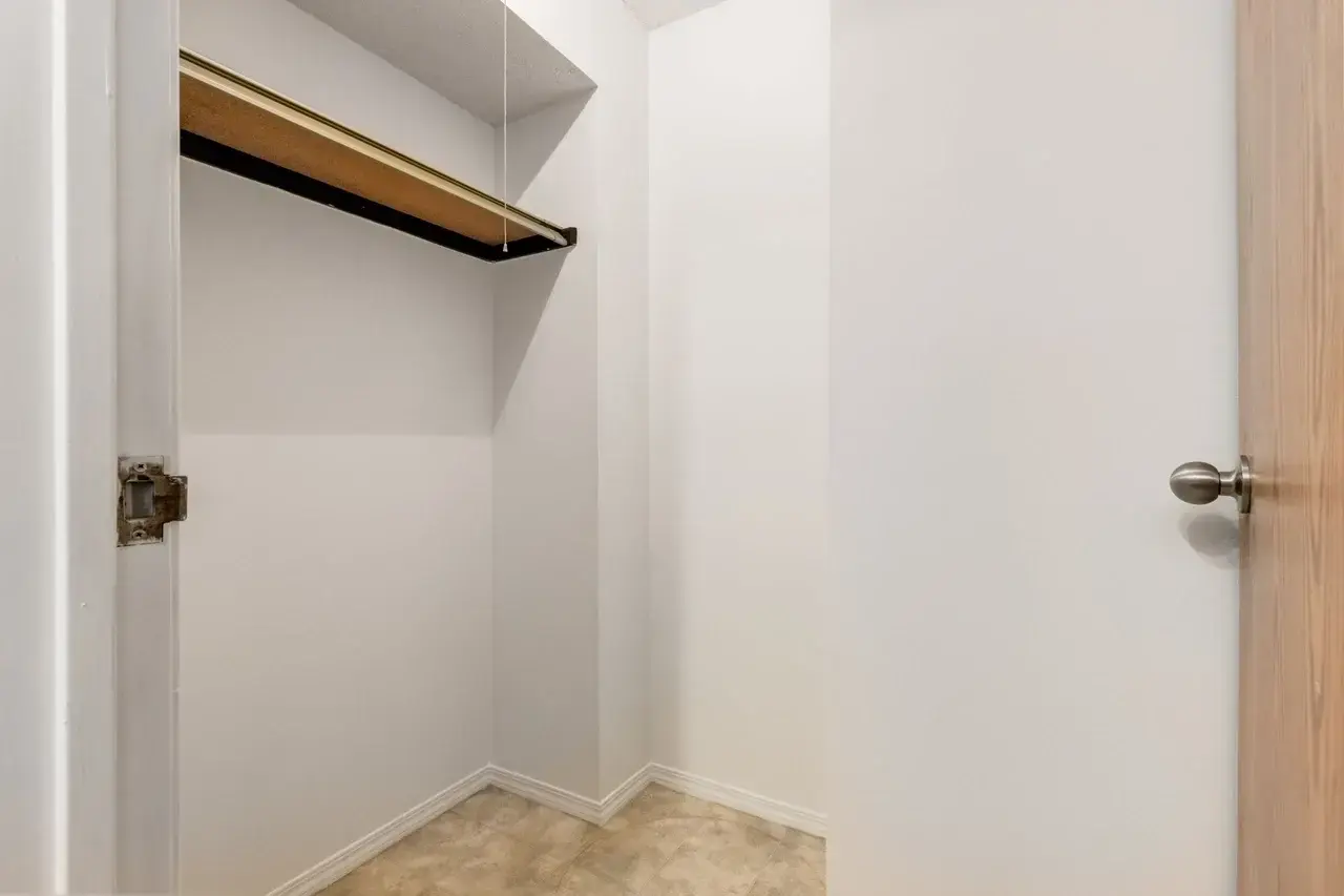 Cedarvilla Apartments - Photo 28