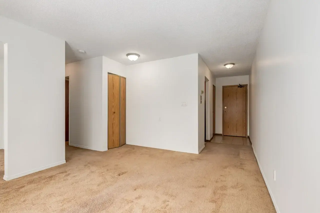 Cedarvilla Apartments - Photo 22