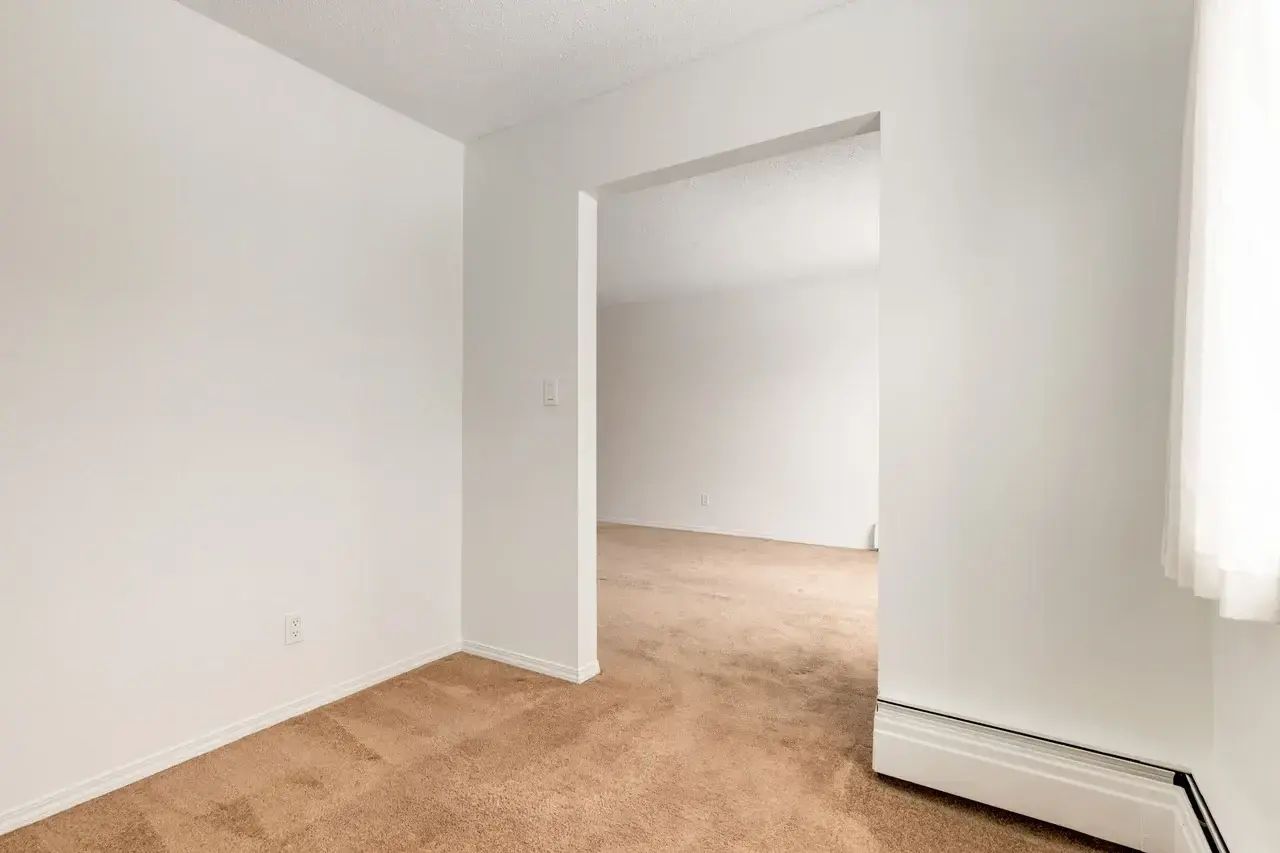 Cedarvilla Apartments - Photo 24
