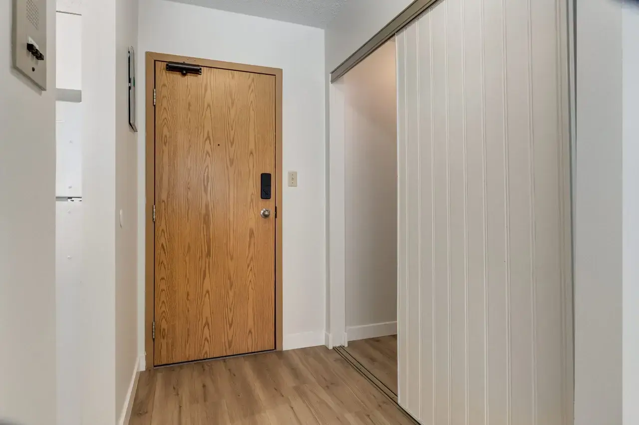 Cedarvilla Apartments - Photo 12
