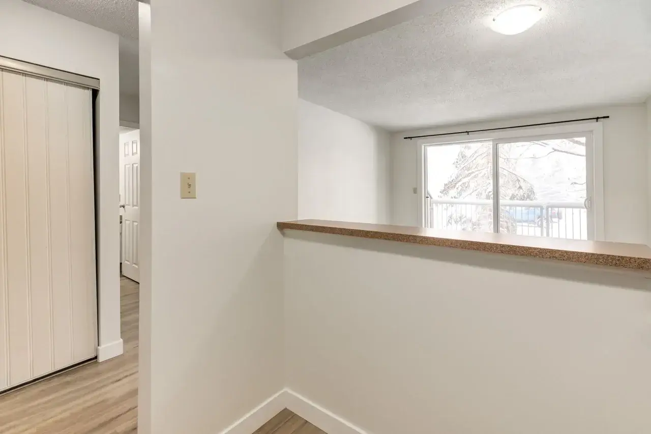 Cedarvilla Apartments - Photo 6