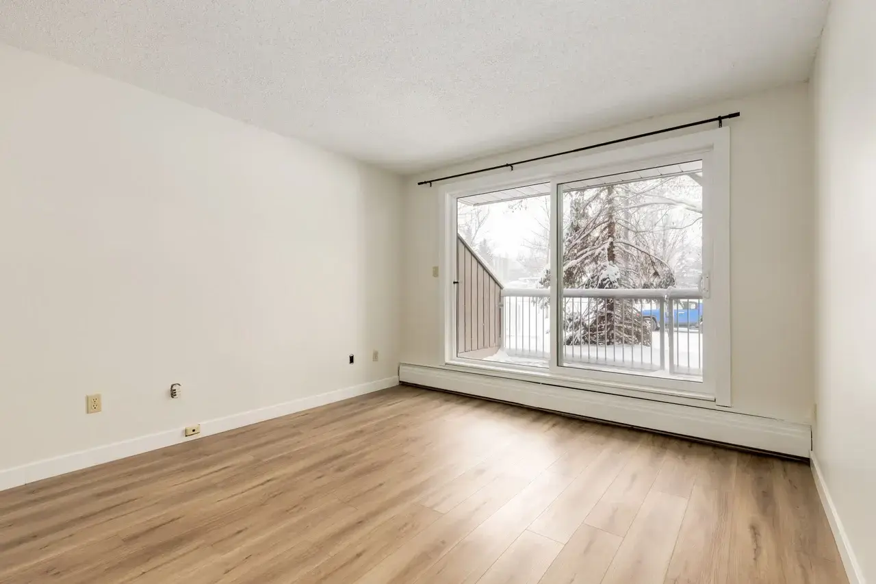 Cedarvilla Apartments - Photo 4