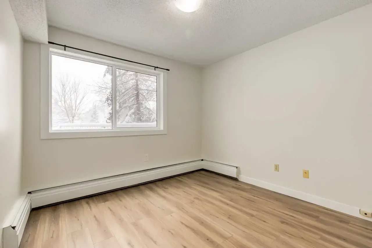 Cedarvilla Apartments - Photo 10