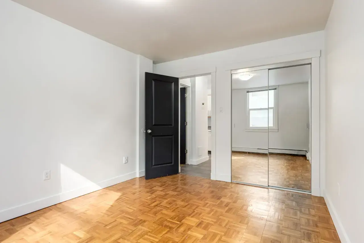The Rundle - Photo 25