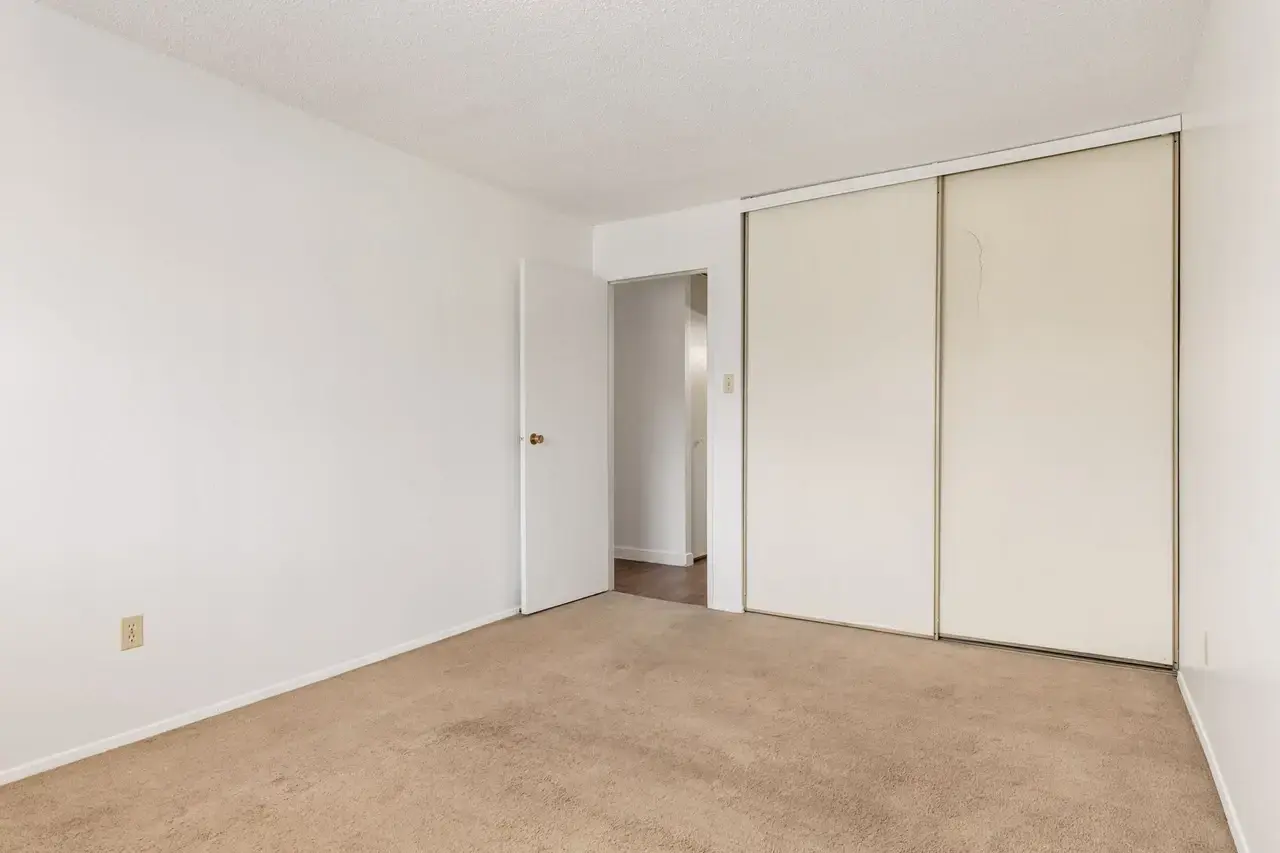 Applewood Village - Photo 10