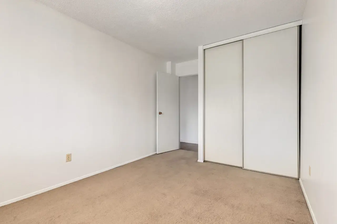 Applewood Village - Photo 14