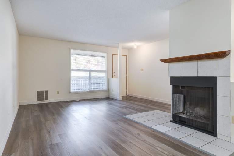 Huntington Hill Coachhomes