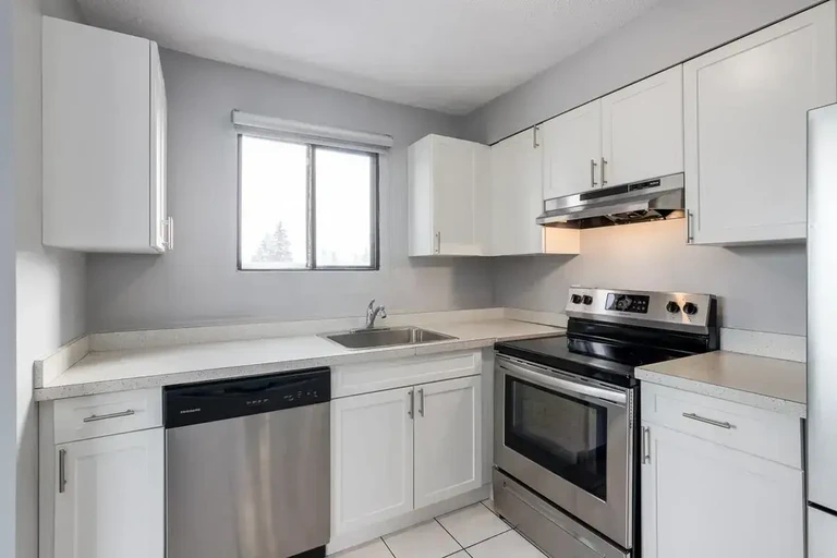 Glenmore Gardens Towers