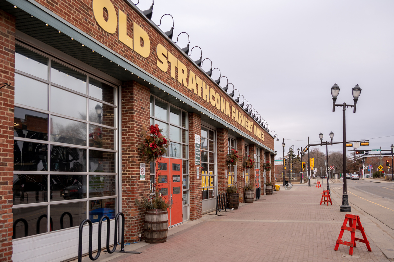 Learn about Edmonton's food scene. 