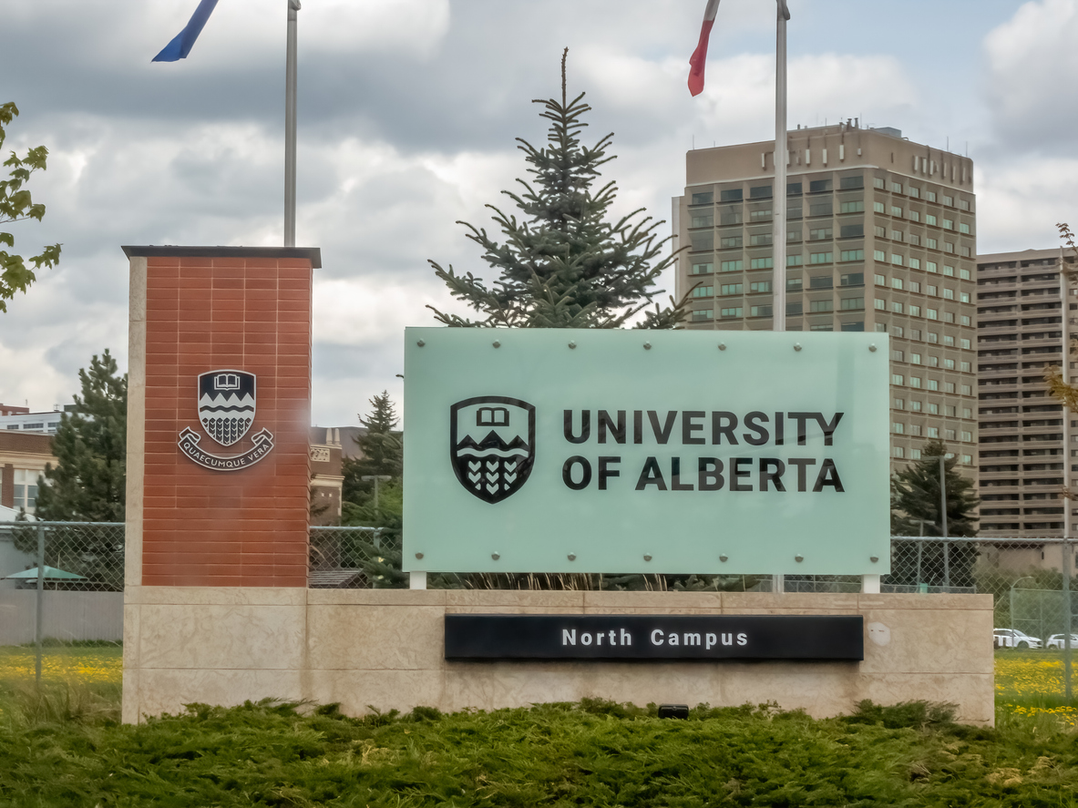 Learn about why Edmonton is a good choice to live. 