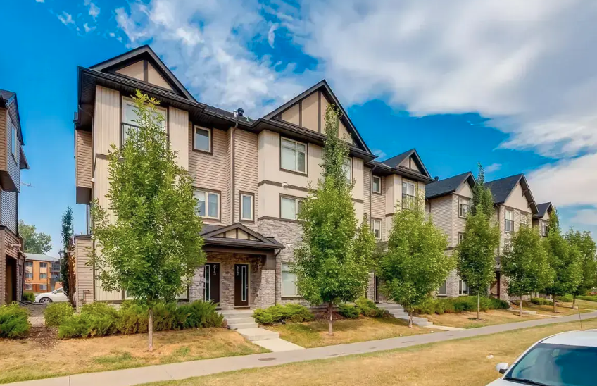 Learn why Applewood Tomehomes is a great place to live in Calgary. 