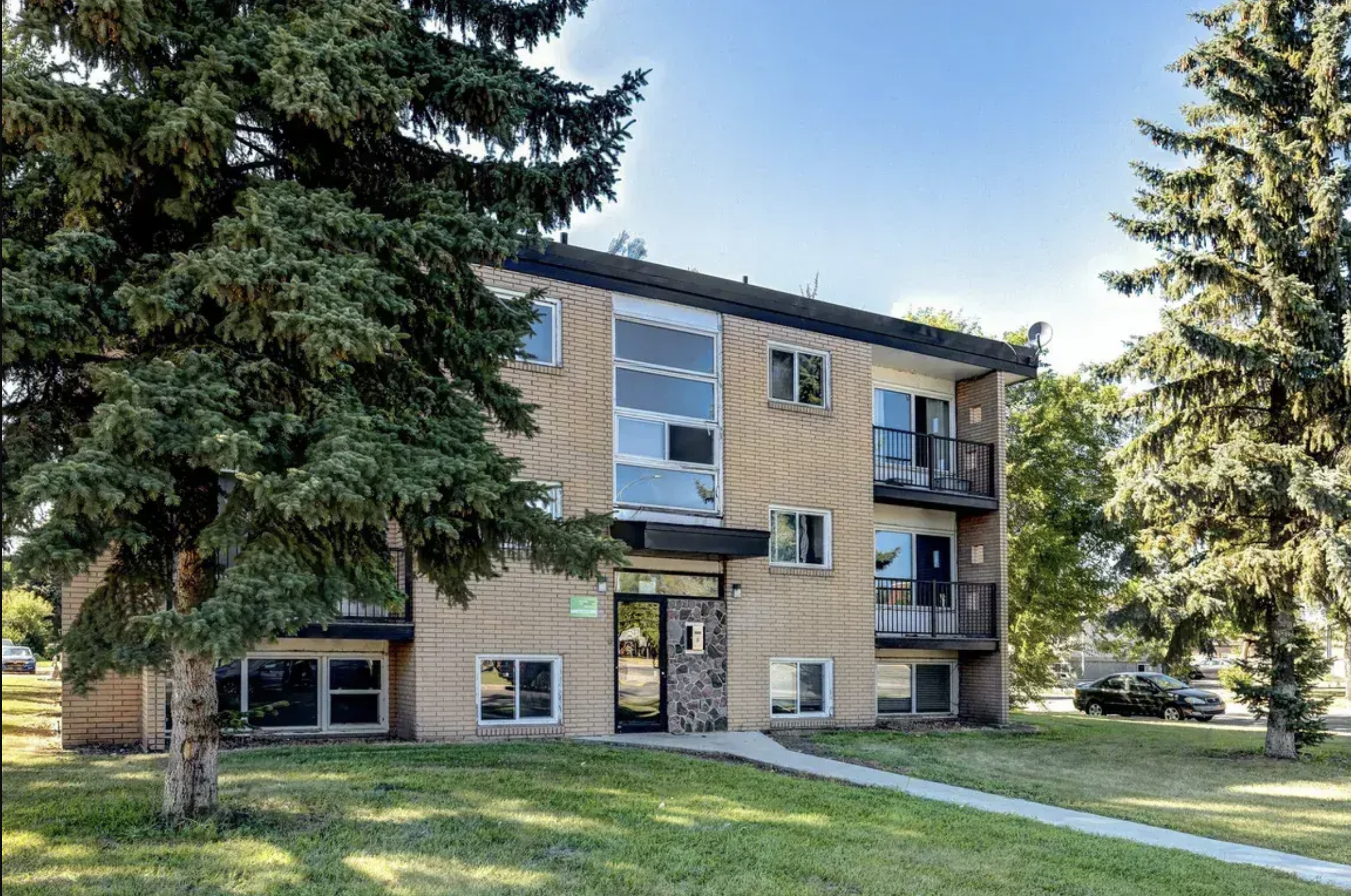 Exterior image of Sherbrooke House in Yorkton.