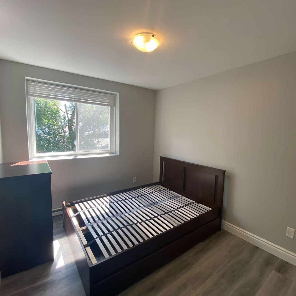385 Division Street - Photo 17