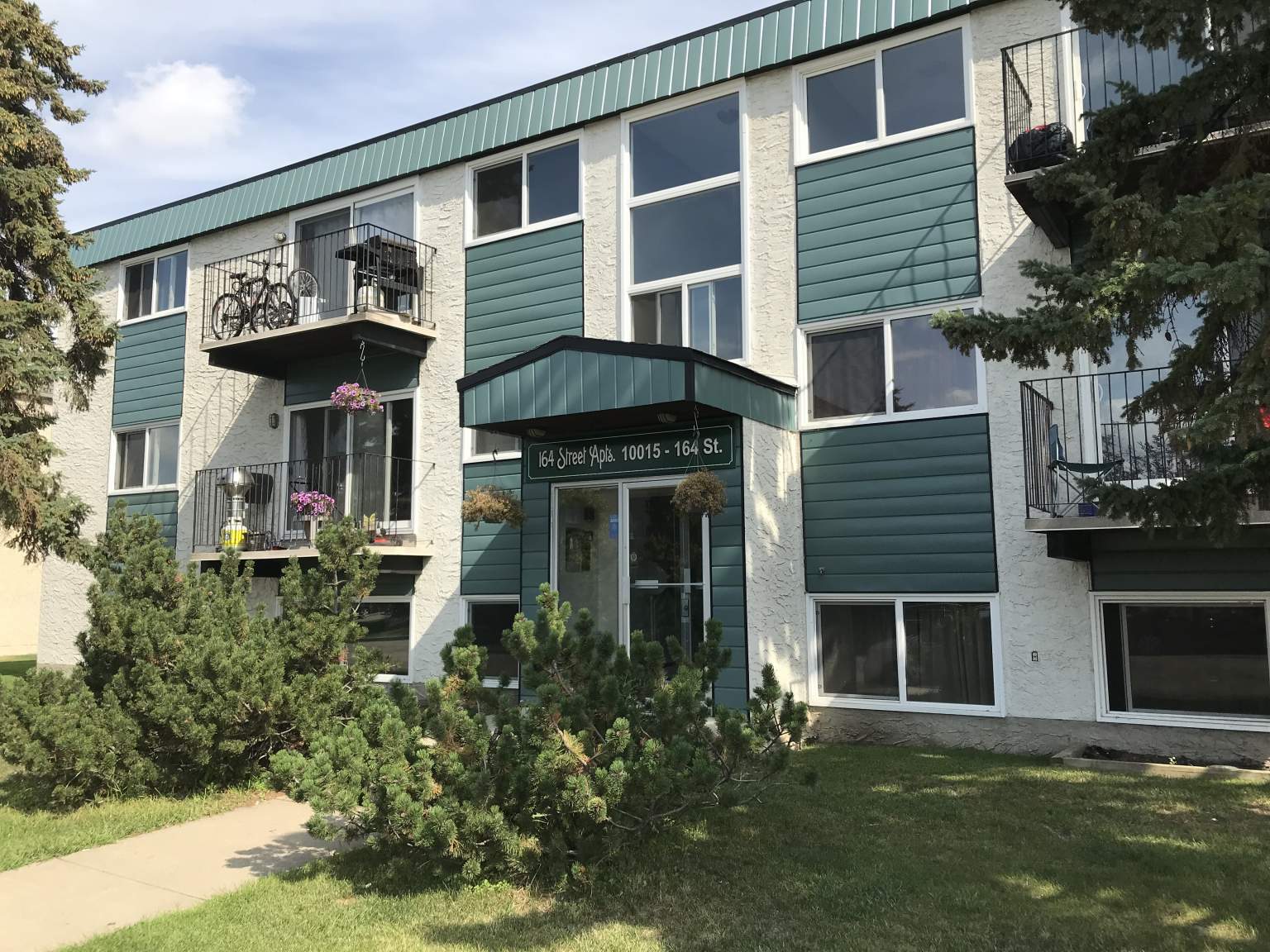 164 Street Building
