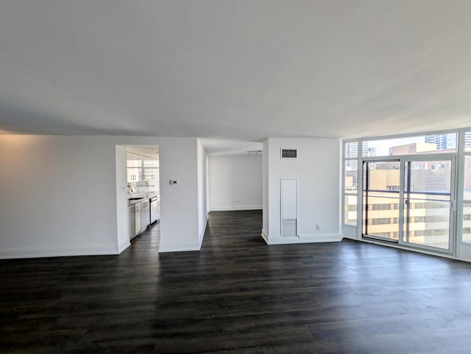 Bay Charles Towers  - Photo 56