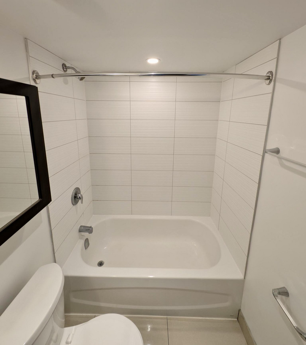 Bay Charles Towers  - Photo 48