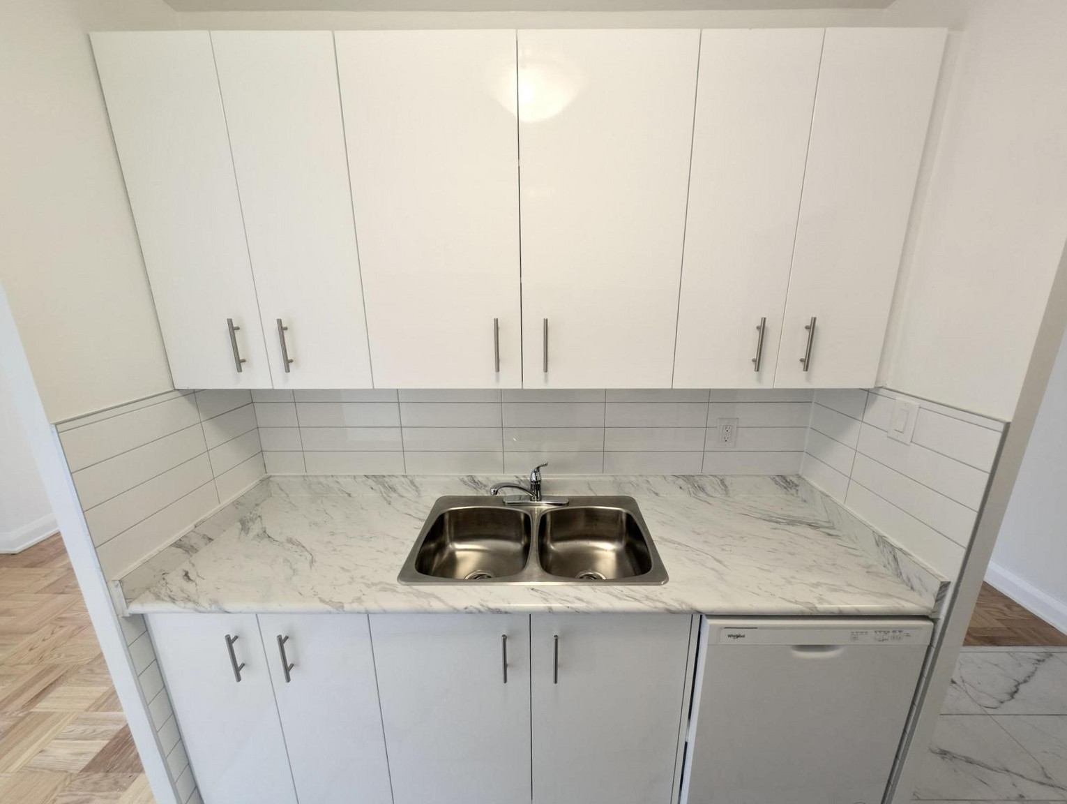 Valleyview Apartments - Photo 7