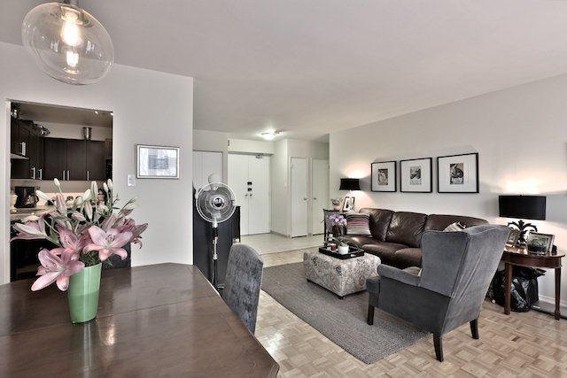 11 Shallmar Boulevard Toronto - Photo 17