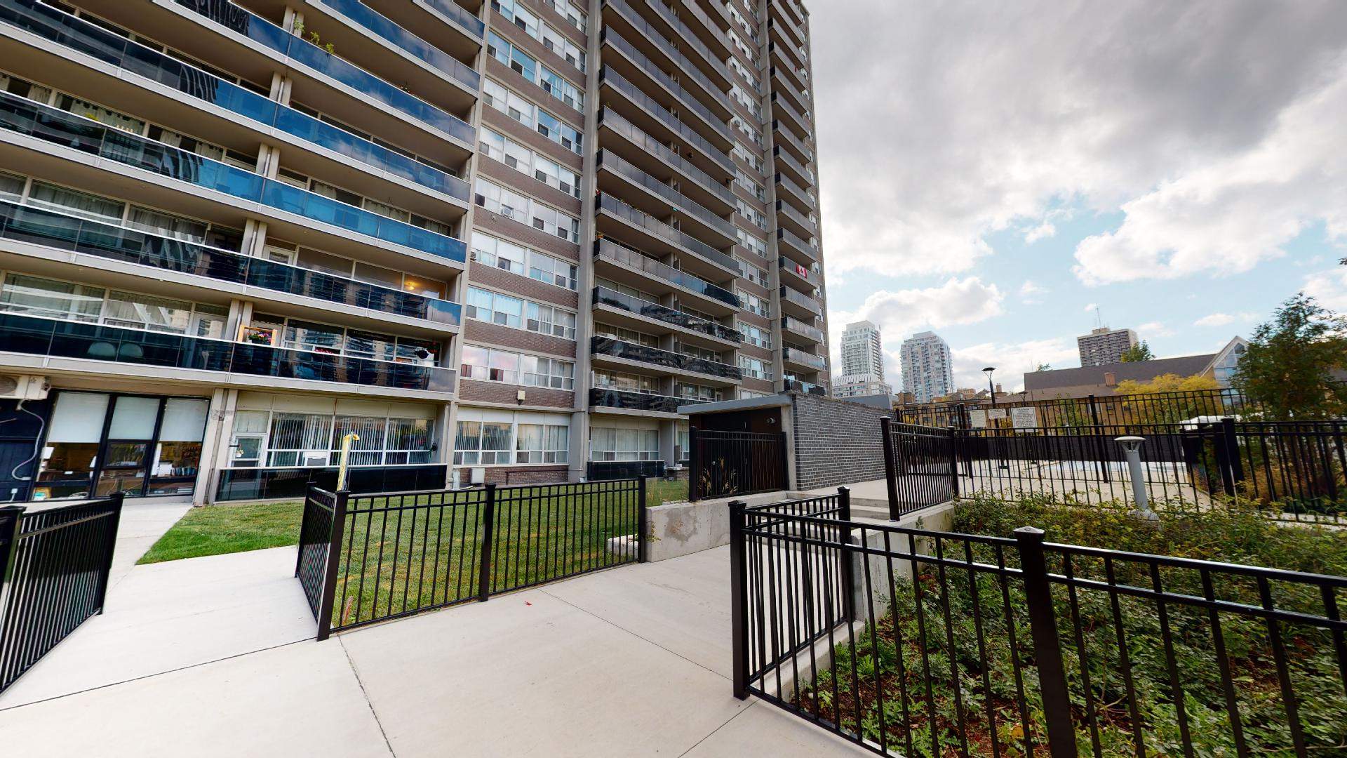66 Broadway Avenue Toronto - Photo 72