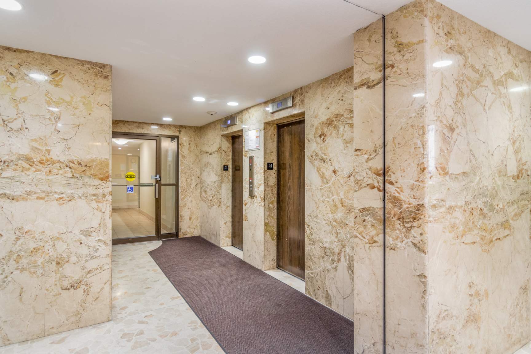 7471 Yonge Street Thornhill - Photo 5