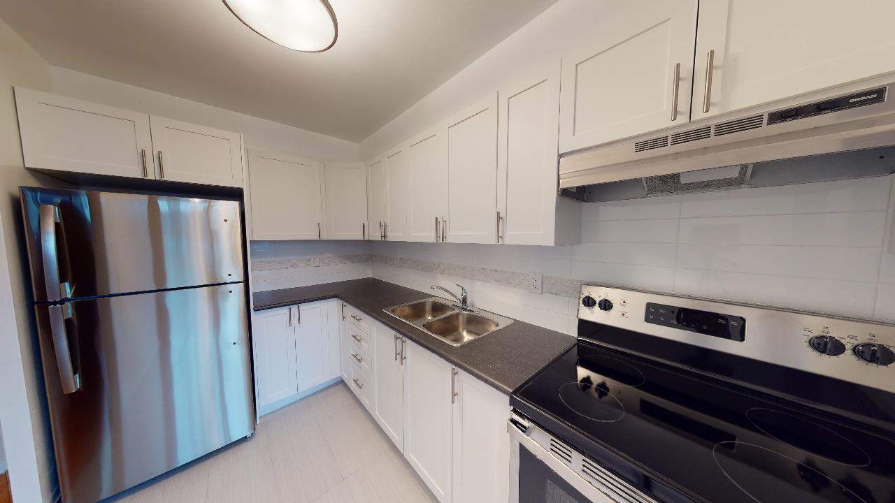 7471 Yonge Street Thornhill - Photo 10