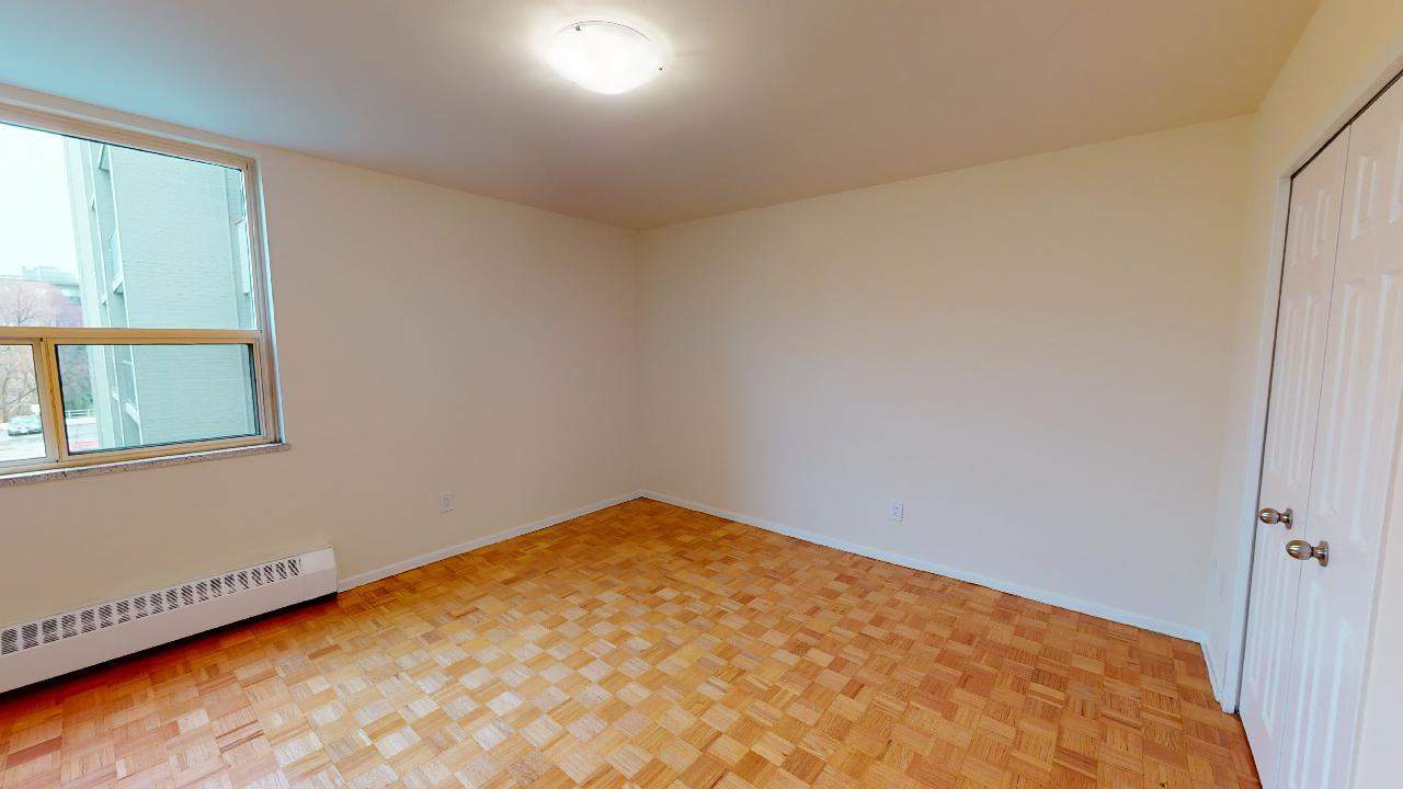 7471 Yonge Street Thornhill - Photo 34