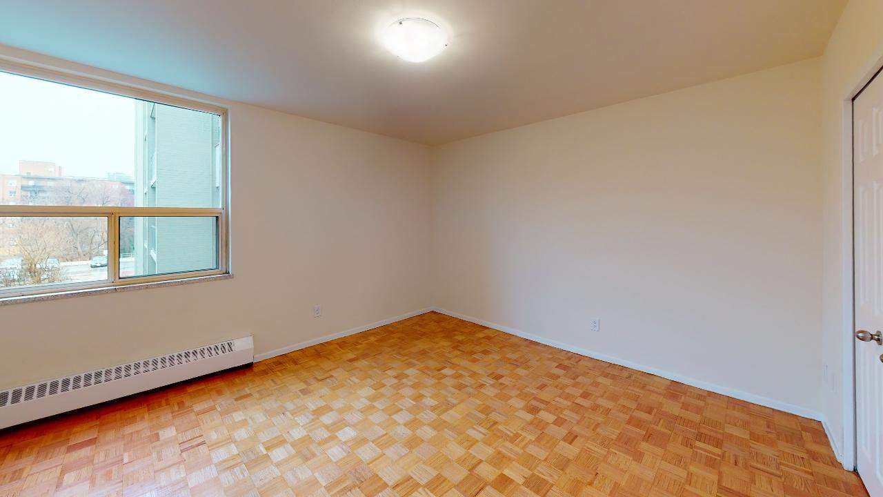 7471 Yonge Street Thornhill - Photo 52