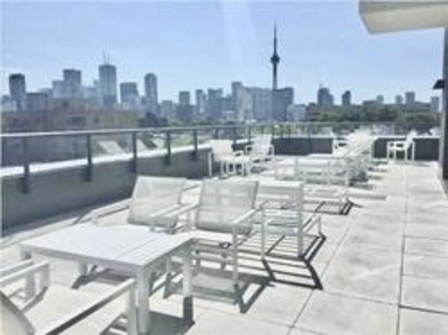 297 College St - Photo 10