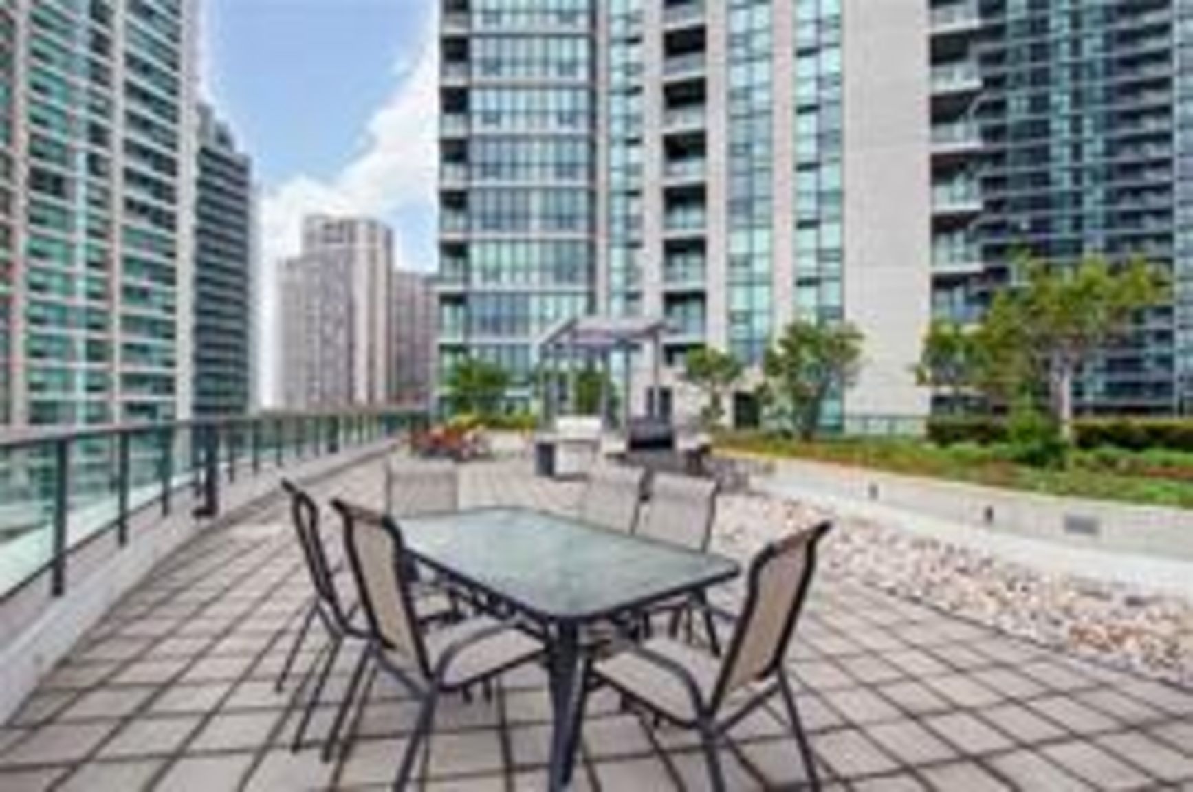 16 Yonge St - Photo 18