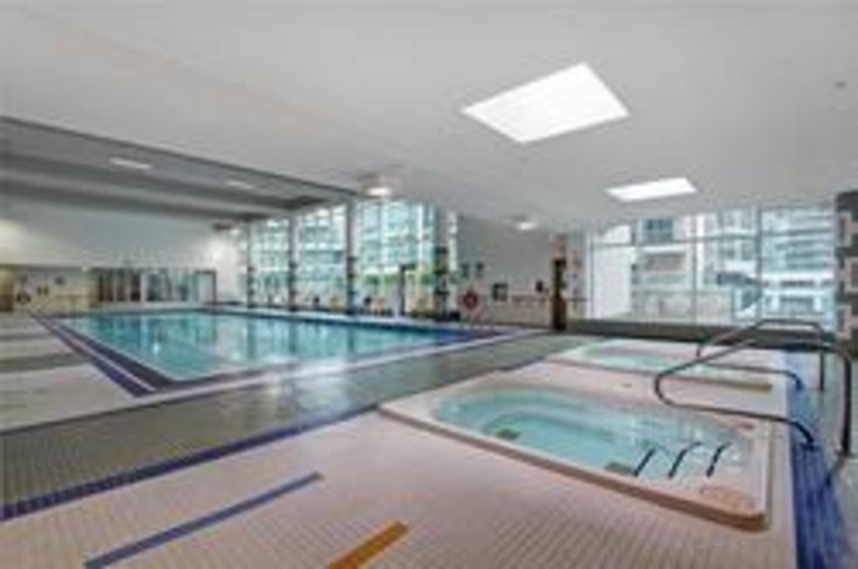 16 Yonge St - Photo 8