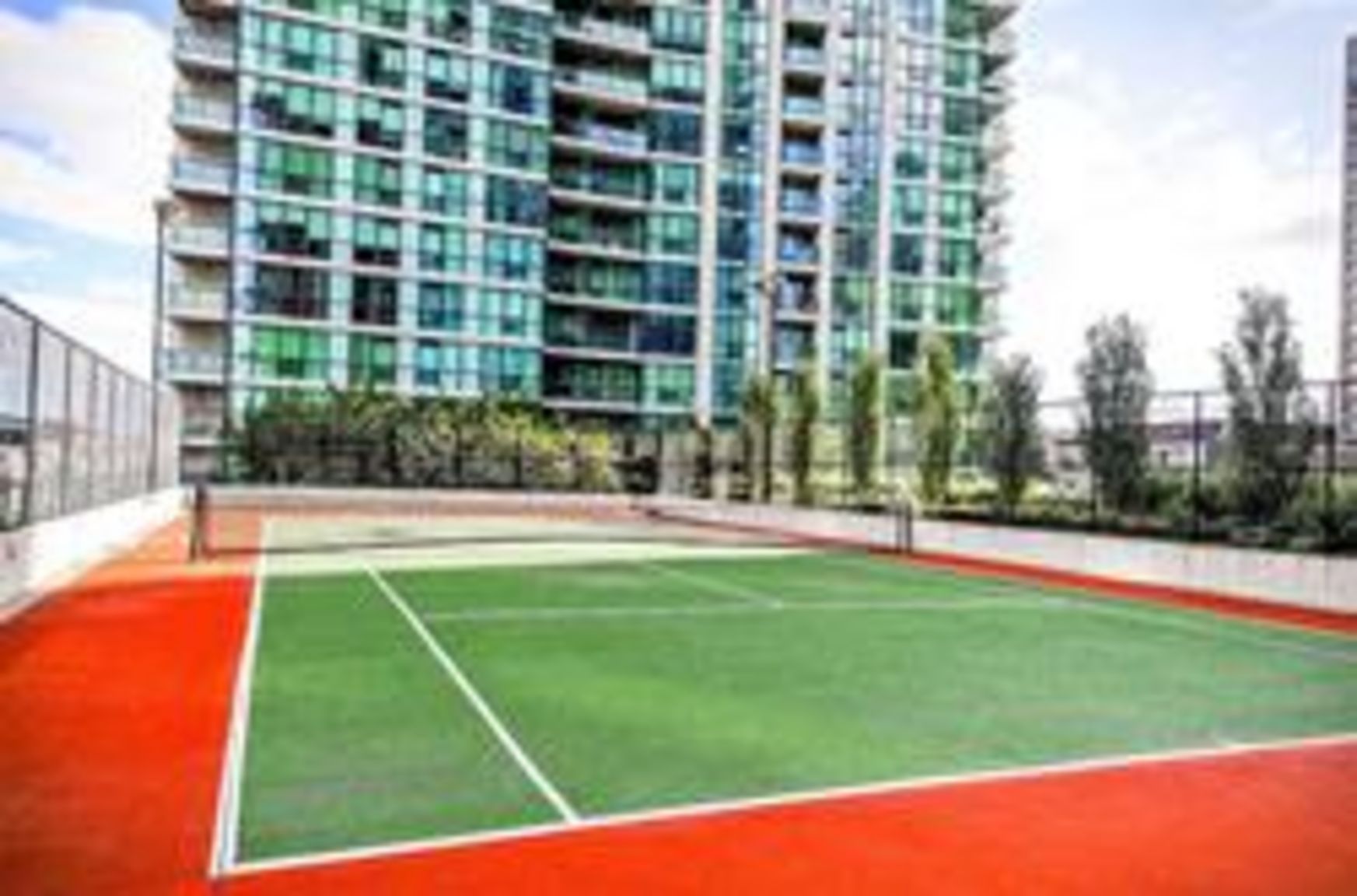 33 Bay (Pinnacle Tower) - Photo 11