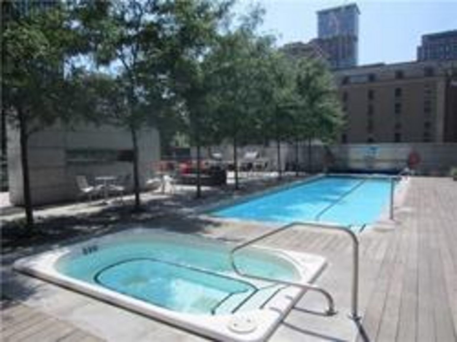 110 Charles (X-Condos) - Photo 19