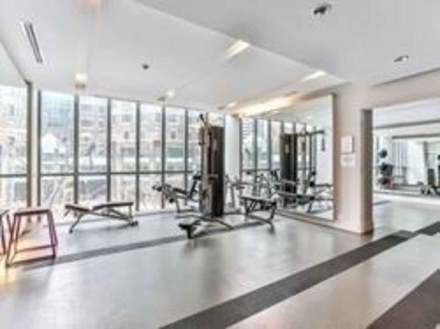 110 Charles (X-Condos) - Photo 9