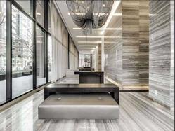 110 Charles (X-Condos) - Photo 3