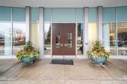 208 Queens Quay (Waterclub II - South Tower) - Photo 2