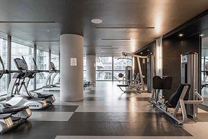 290 Adelaide (Bond) - Photo 10