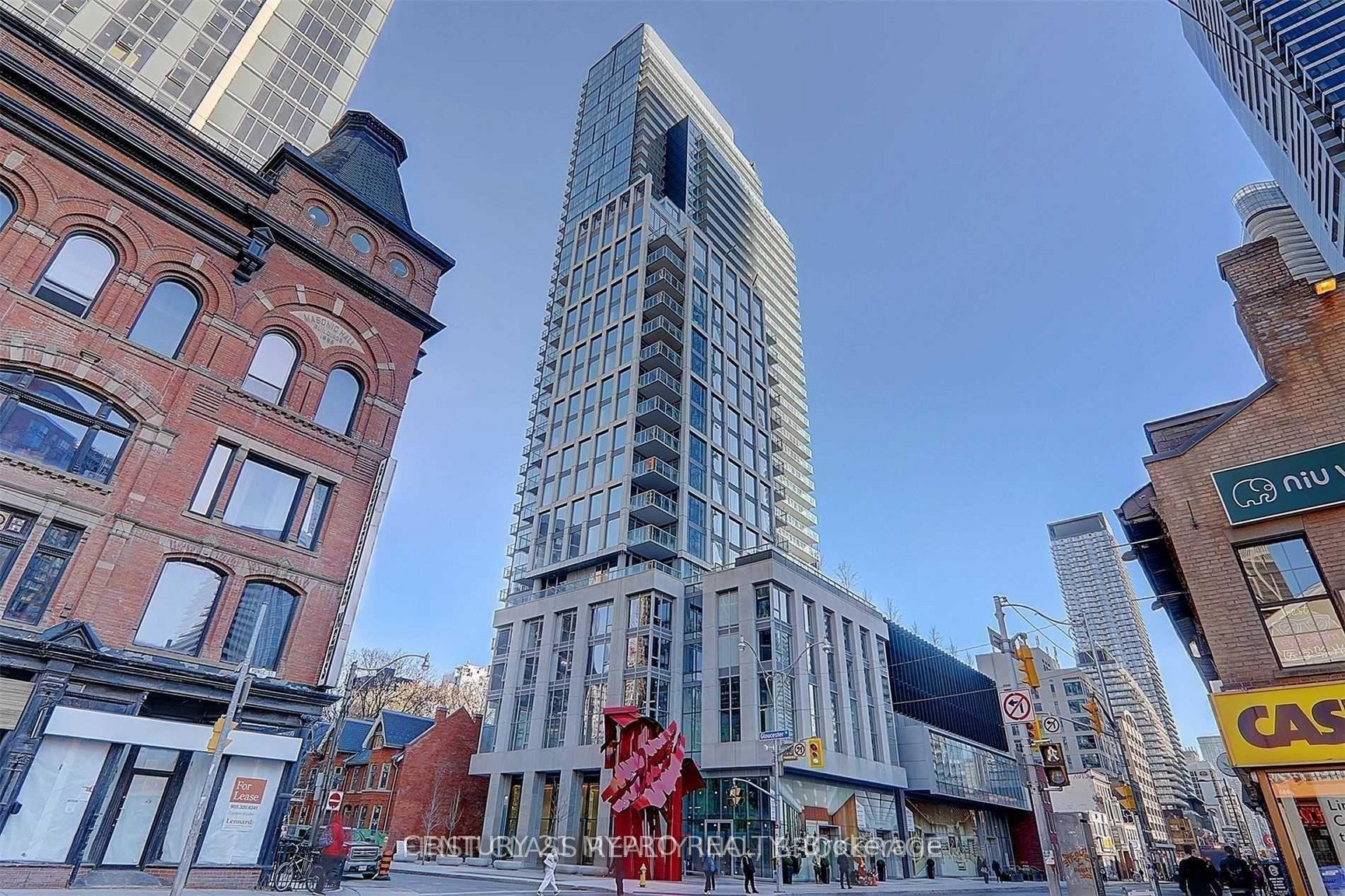3 Gloucester (Gloucester on Yonge)