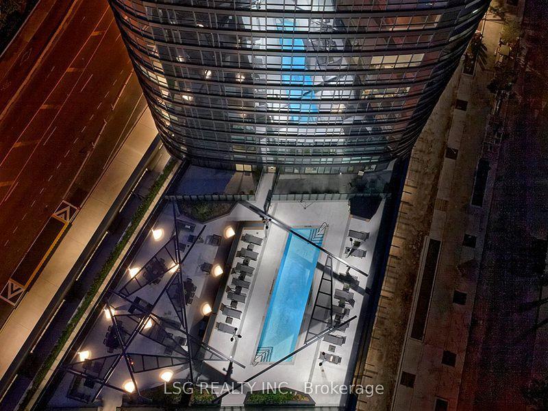 585 Bloor (Via Bloor) - Photo 29