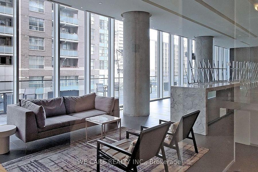 15 Grenville St (Karma Condo) - Photo 16