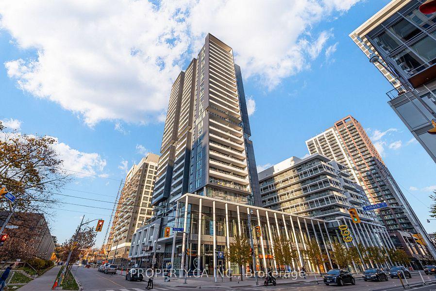 225 Sumach (Dueast Boutique Condos)