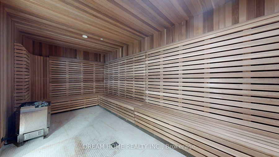 11 Wellesley (Wellesley on the Park) - Photo 16